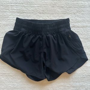 Lululemon Hotty Hot High-Rise Lined Shorts